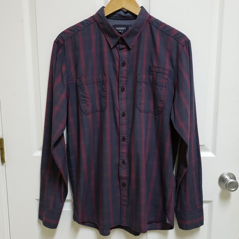 Astronomy Mens XL Button Down Plaid Shirt Long Sleeve Black Red Pockets